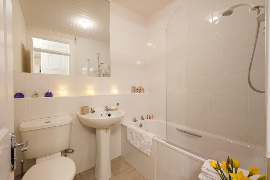 Blair St Scott Apt Old Town Edinburgh Ngoại thất bức ảnh